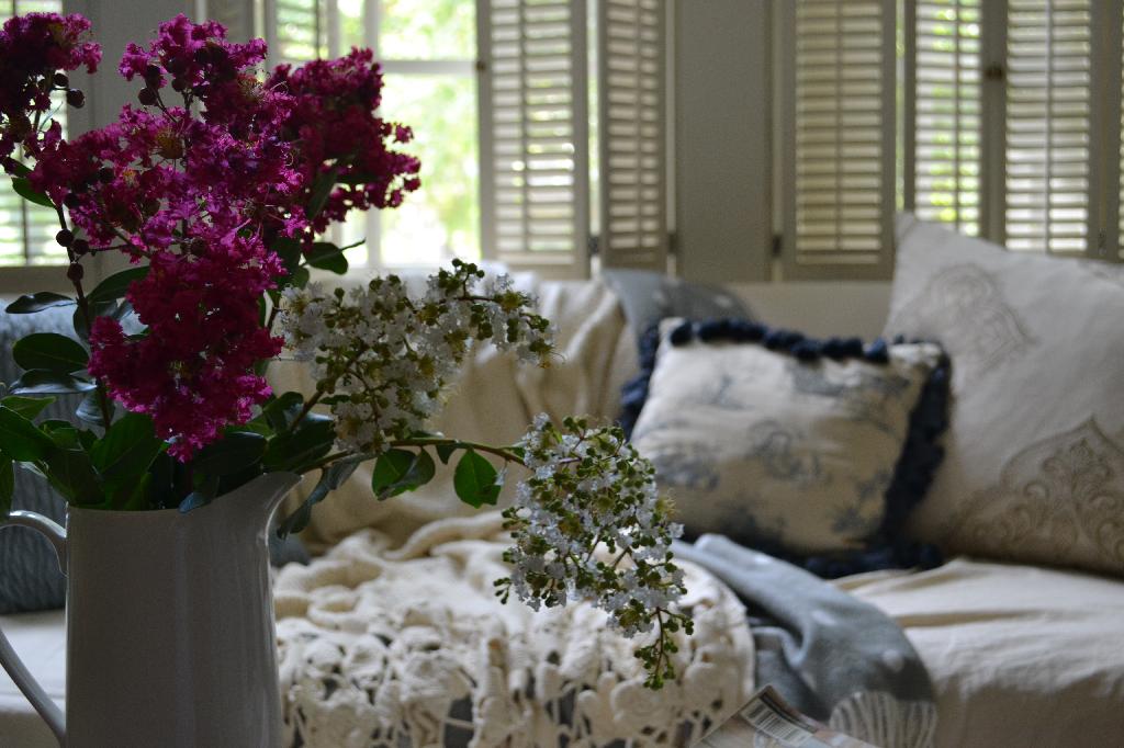 Cottage Fix - crepe myrtle bouquet in our cottage living room