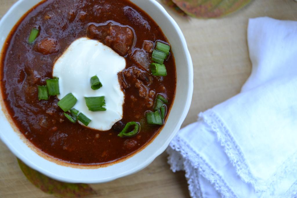 Cottage Fix - three bean and sausage chili is perfect for a fall supper