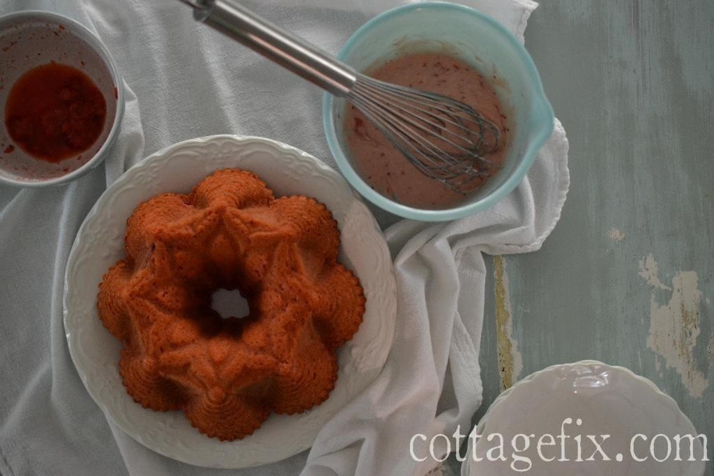 Cottage Fix blog - strawberry jello cake