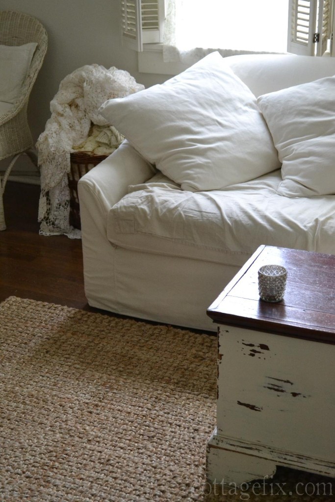 Cottage Fix blog - living room whites