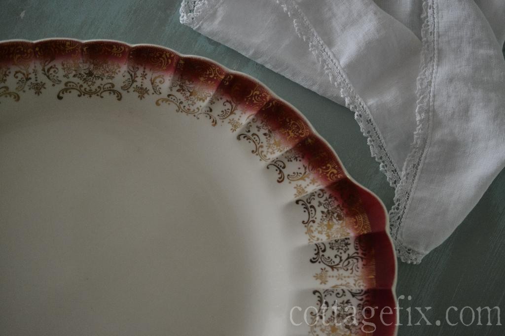 Cottage Fix blog - pretty vintage finds; maroon and gold scalloped edge china