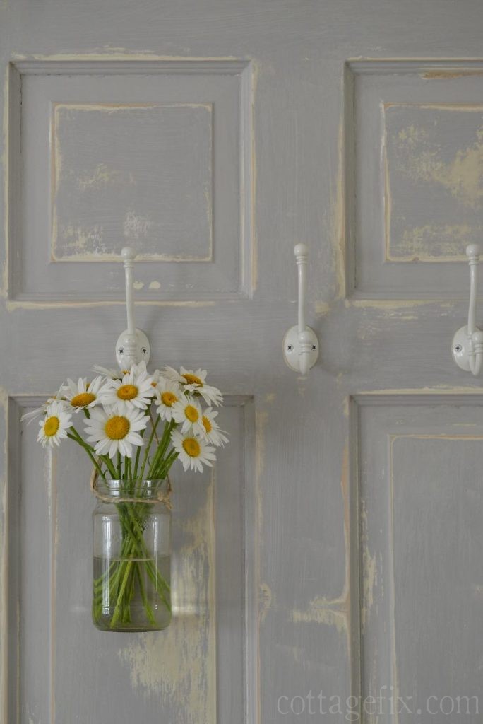 Cottage Fix blog - daisies from the garden