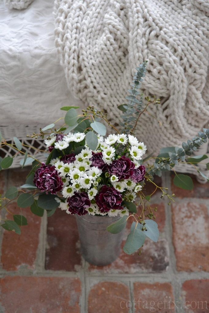 Cottage Fix blog - spring-y bouquet