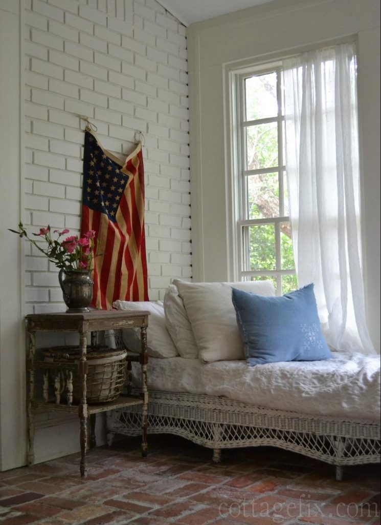 Cottage Fix blog - spray roses and a vintage flag