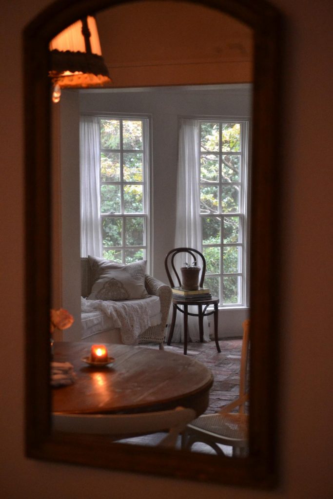 Cottage Fix blog - dining room reflection