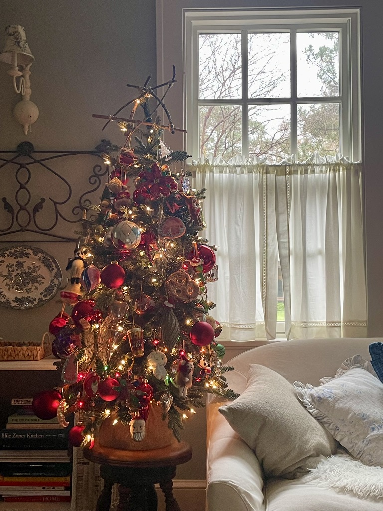 Cottage Fix Blog - Christmas tree magic