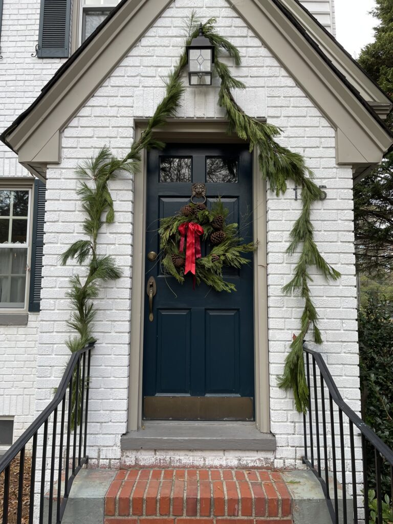 Cottage Fix Blog - Christmas wreath and garland