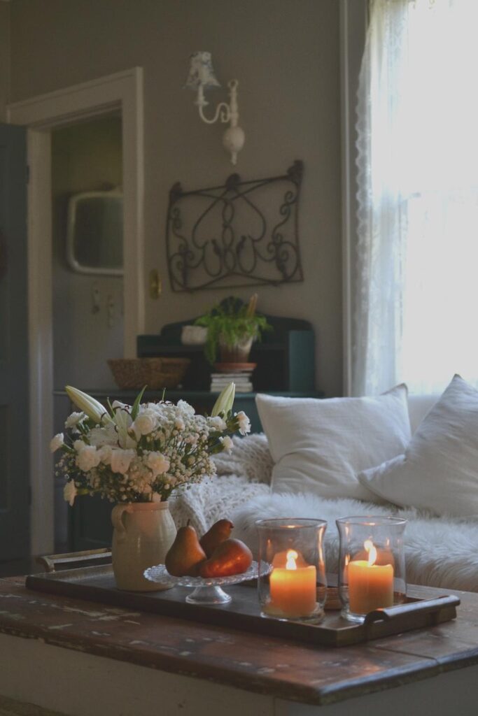 Cottage Fix blog - romantic autumn decorating