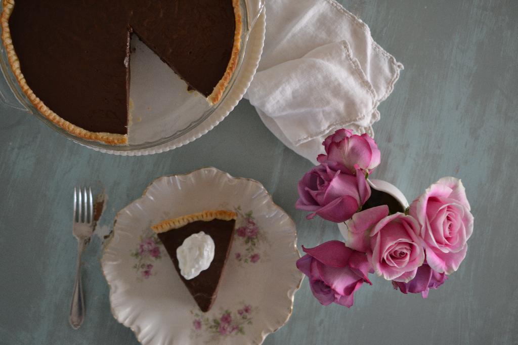 Cottage Fix blog - chocolate pie